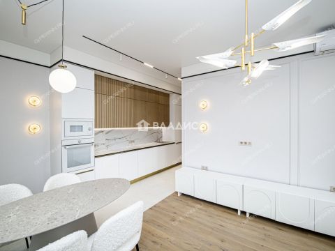 2-komnatnaya-ul-eniseyskaya-d-1a фото