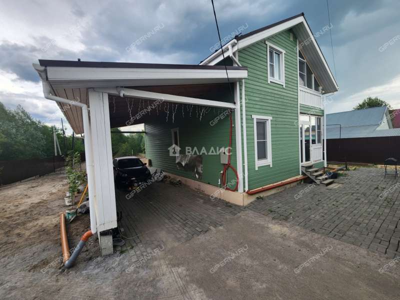 дом на улице Островского рабочий посёлок Горбатовка