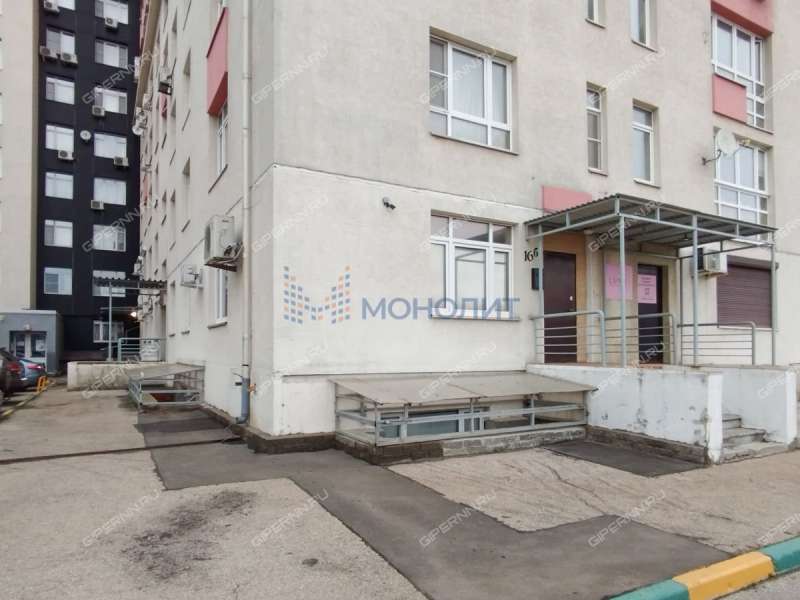 помещение под офис, недвижимость под салоны красоты на улице Германа Лопатина