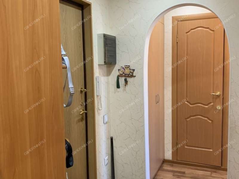 двухкомнатная квартира на улице Политбойцов дом 8