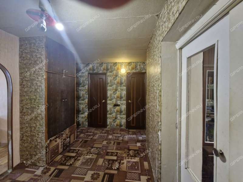 трёхкомнатная квартира в посёлке Мостоотряд дом 21