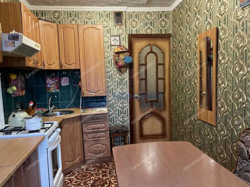 трёхкомнатная квартира на Молитовской улице дом 2