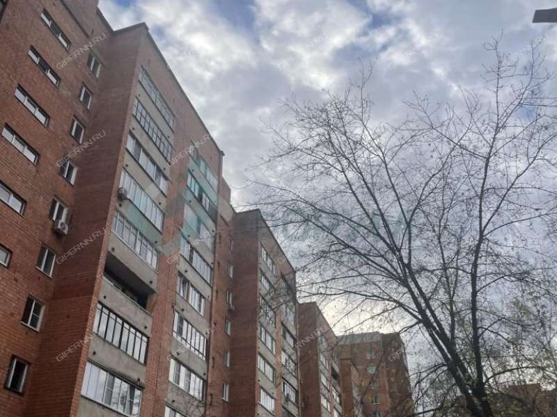 трёхкомнатная квартира на улице Максима Горького дом 148