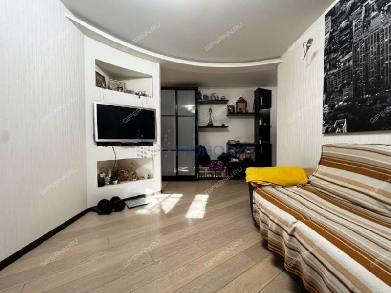 трёхкомнатная квартира на улице Адмирала Макарова дом 7 к1