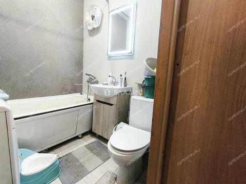 1-komnatnaya-ul-kosmonavta-komarova-d-11 фото