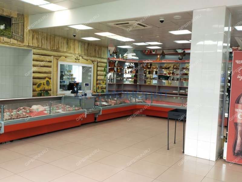 помещение под помещение свободного назначения, торговую площадь на Советской площади город Балахна