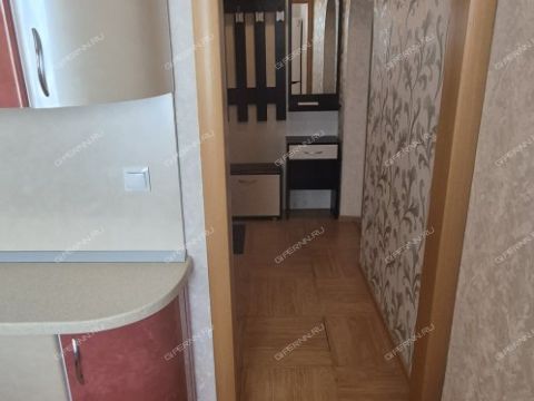 4-komnatnaya-ul-kerchenskaya-d-22 фото