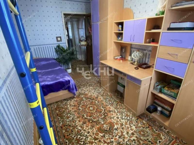 трёхкомнатная квартира на улице Рослякова дом 34 город Бор