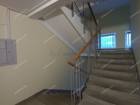 1-komnatnaya-ul-kompozitora-kasyanova-d-5b фото