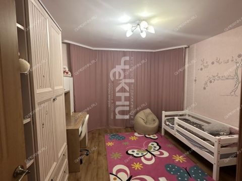 3-komnatnaya-ul-pervocvetnaya-d-6 фото