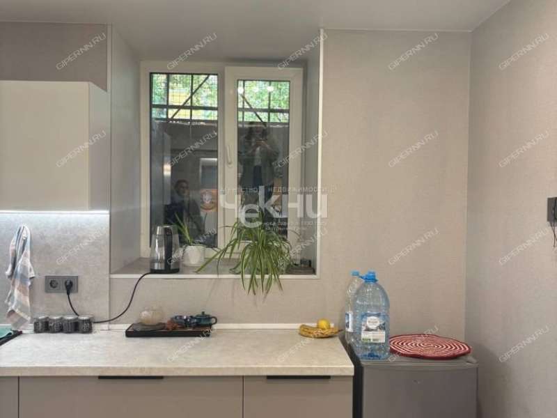 помещение под коммерческую недвижимость на Алексеевской улице