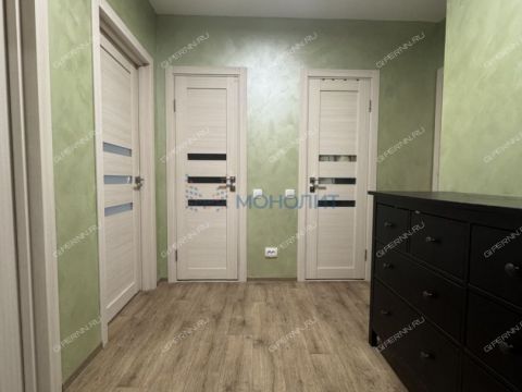 2-komnatnaya-ul-romantikov-d-13 фото