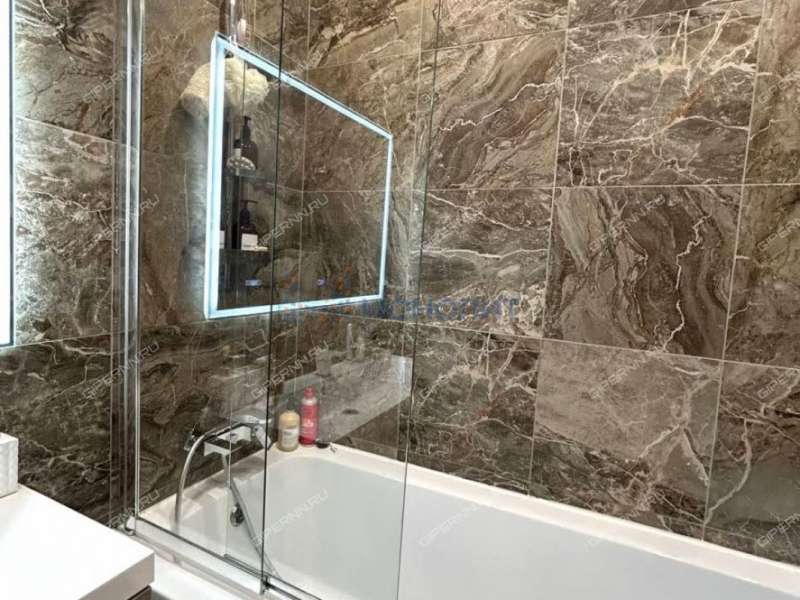 трёхкомнатная квартира на улице Маршала Баграмяна дом 3