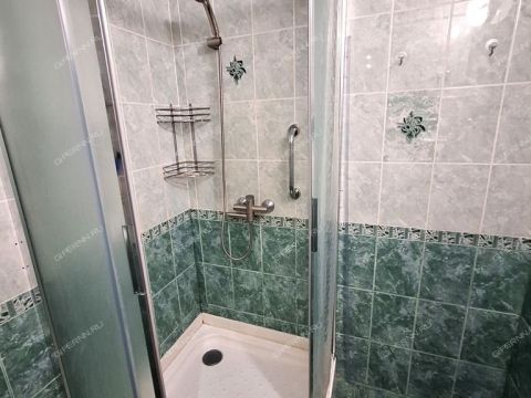 3-komnatnaya-ul-arkadiya-gaydara-d-26 фото