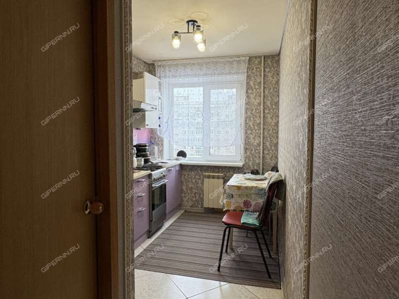 трёхкомнатная квартира на улице Адмирала Макарова дом 3