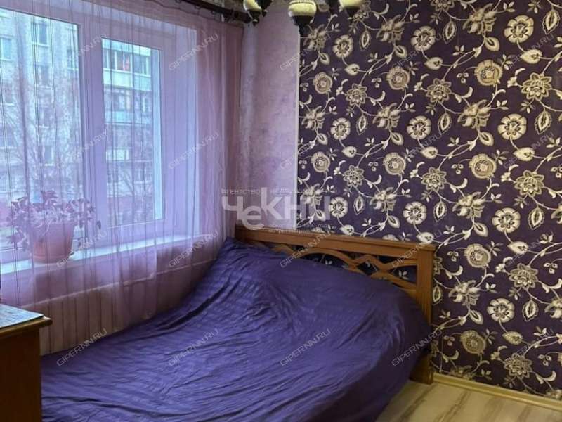 трёхкомнатная квартира на улице Бурденко дом 19