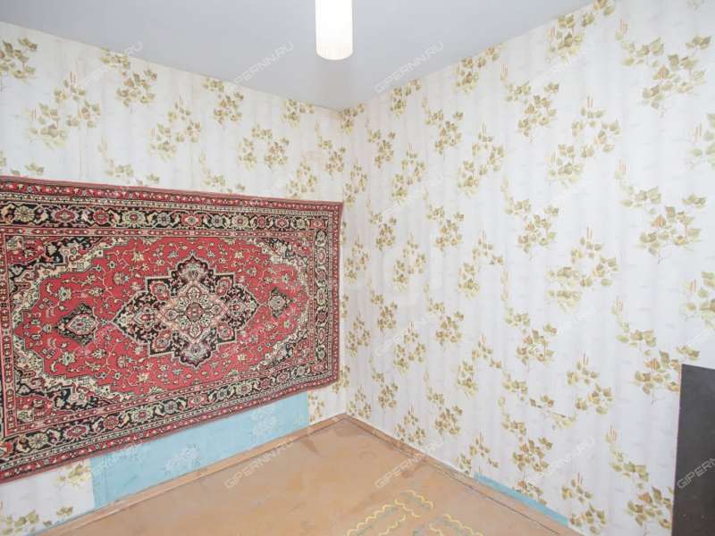 трёхкомнатная квартира на улице Маршала Голованова дом 33