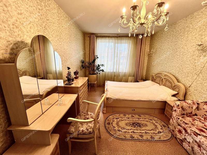 трёхкомнатная квартира на улице Янки Купалы дом 42