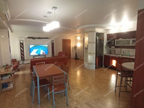 3-komnatnaya-ul-maksima-gorkogo-d-232 фото