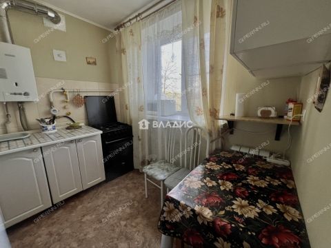 2-komnatnaya-prosp-gagarina-d-20 фото