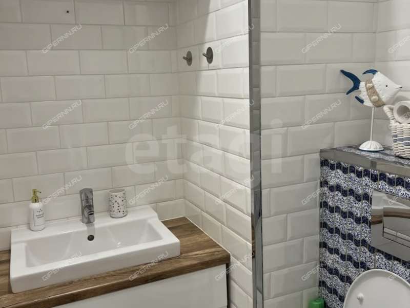 трёхкомнатная квартира на Волжской набережной дом 10