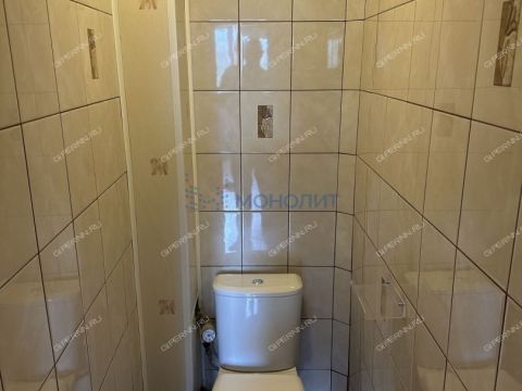 3-komnatnaya-ul-mokrousova-d-23-k1 фото