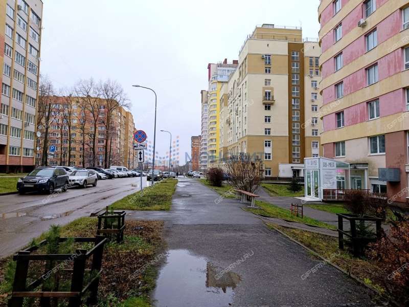 трёхкомнатная квартира на бульваре Академика Королёва дом 6