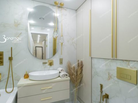 3-komnatnaya-ul-svetlogorskaya-d-6 фото