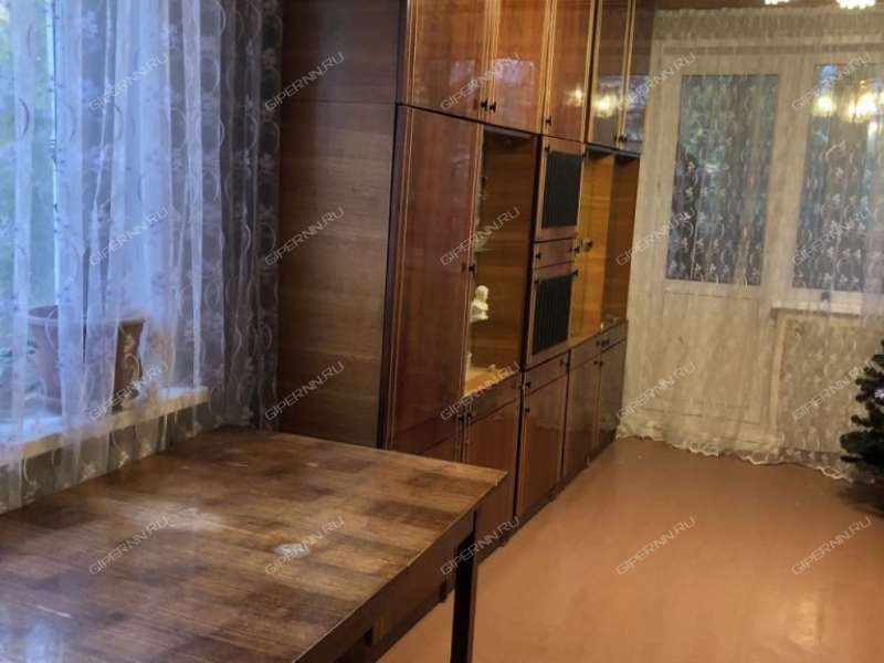 четырёхкомнатная квартира на улице Дьяконова дом 11