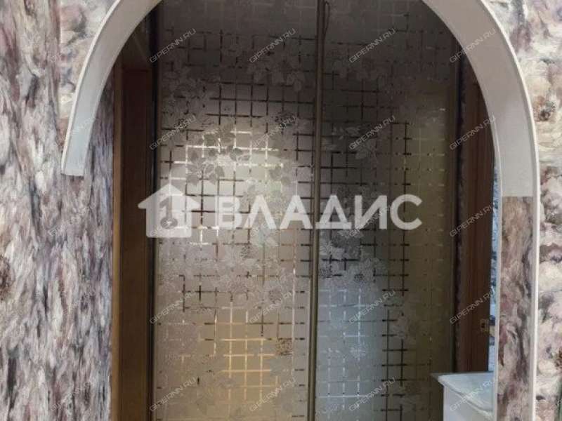 трёхкомнатная квартира на Молодёжном проспекте дом 38 к1