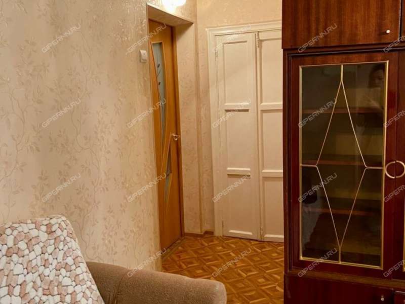 трёхкомнатная квартира на проспекте Героев дом 41