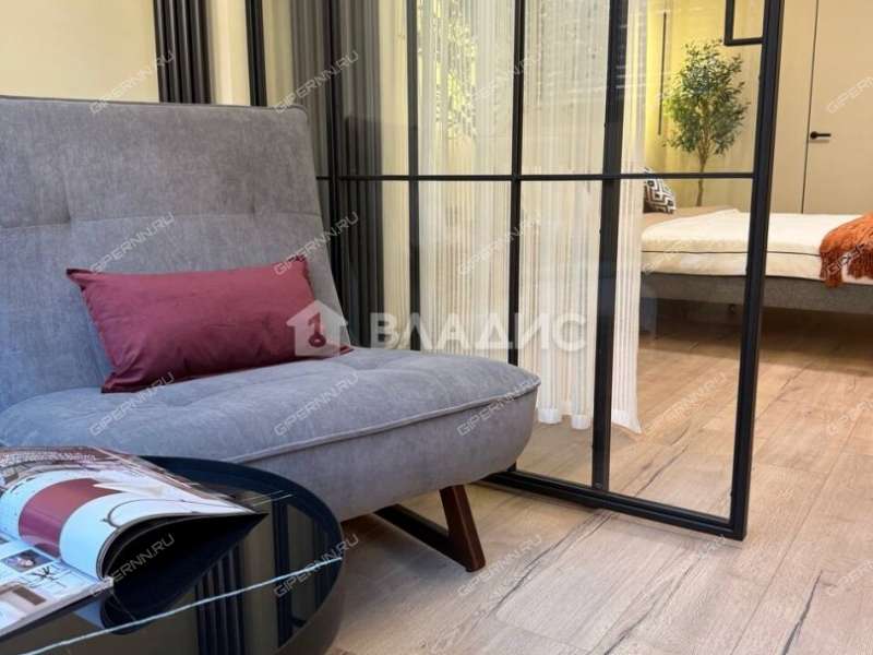 однокомнатная квартира на Молодёжном проспекте дом 18