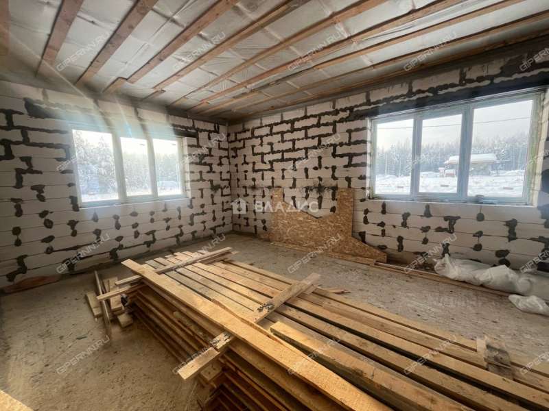 дом на улице Брусничная город Семёнов