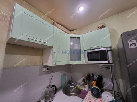 2-komnatnaya-ul-kosmonavta-komarova-d-11 фото