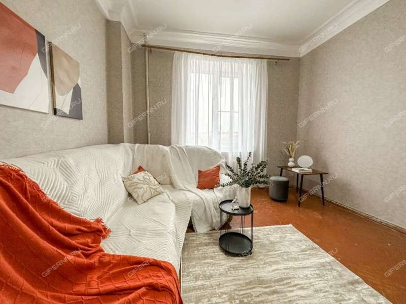 трёхкомнатная квартира на проспекте Октября дом 16