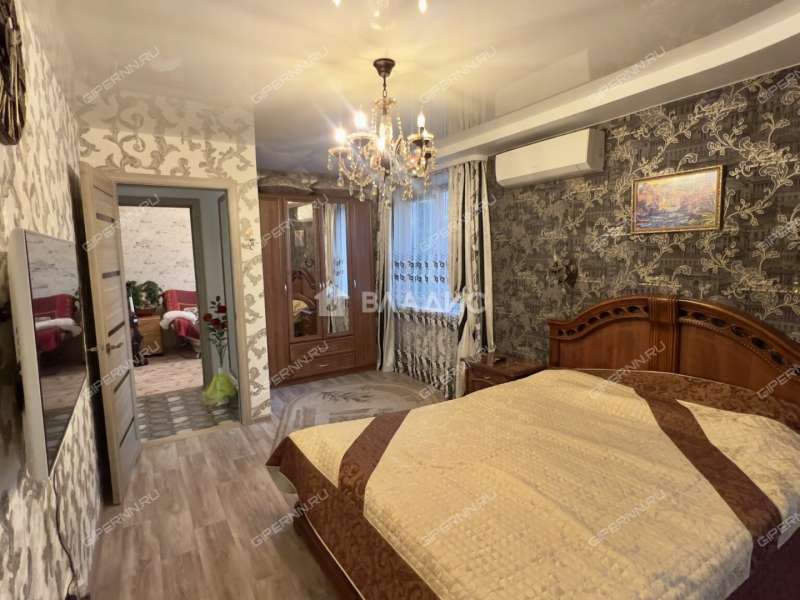трёхкомнатная квартира на улице Шаляпина дом 20
