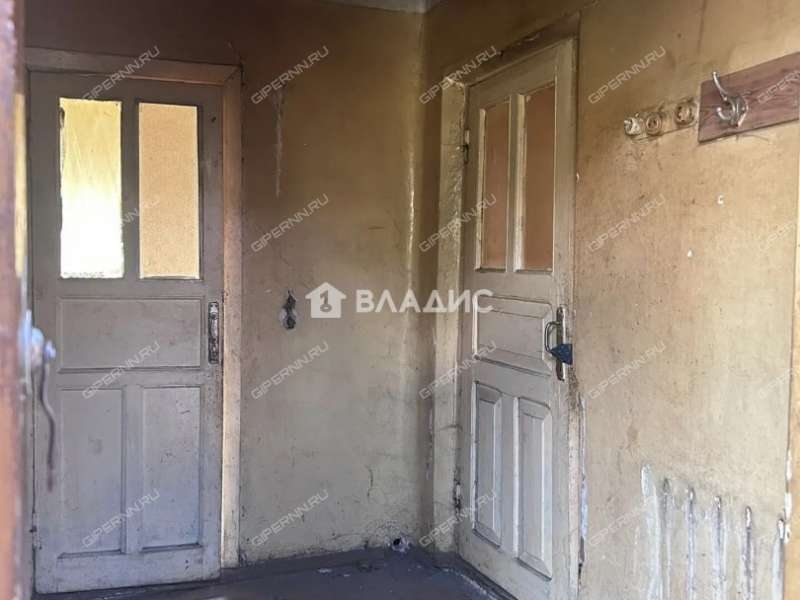 дом на Центральной улице село Доскино
