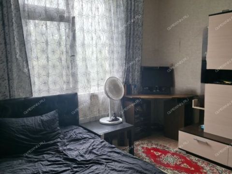 kvartira-studiya-ul-40-let-pobedy-d-21 фото