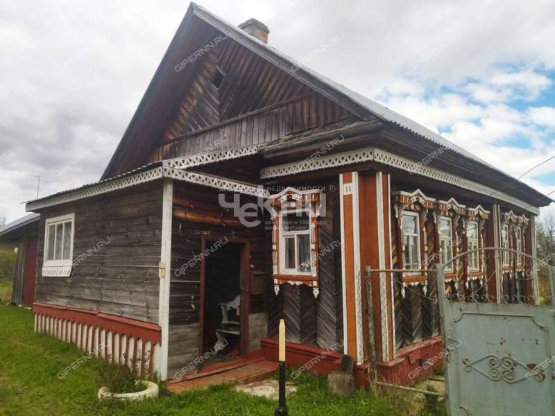 дом на Октябрьской улице село Владимирское