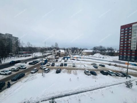 4-komnatnaya-ul-fedoseenko-d-4 фото