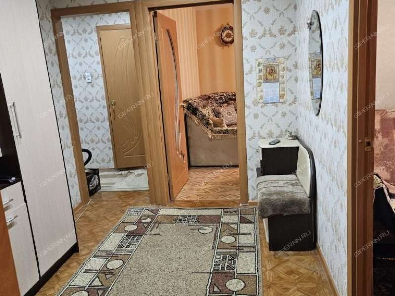 трёхкомнатная квартира на Мончегорской улице дом 33