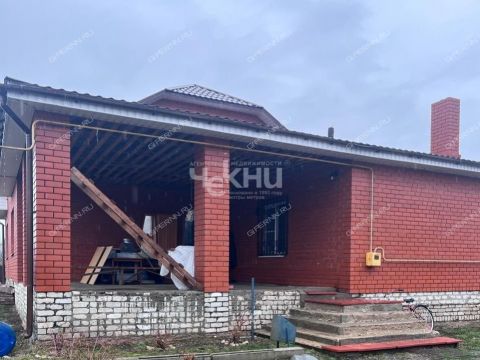 dom-rabochiy-poselok-buturlino-buturlinskiy-municipalnyy-okrug фото