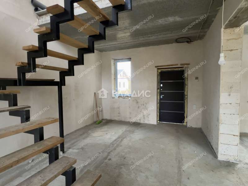 дом на улице Героя Бадина деревня Оманово