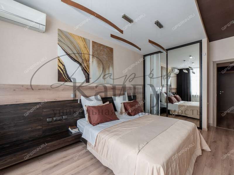 пятикомнатная квартира на улице Воровского дом 24