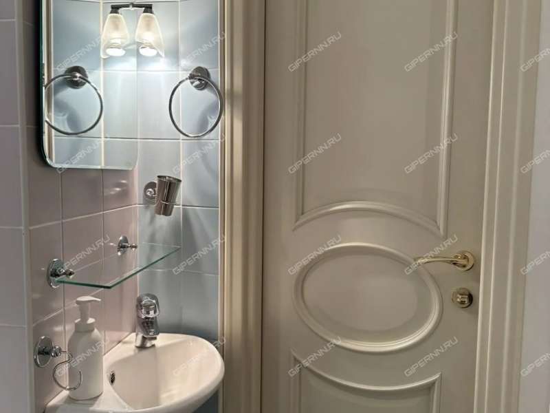 пятикомнатная квартира на Ошарской улице дом 88 к1