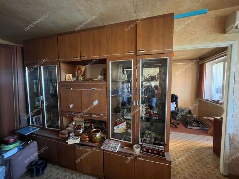 трёхкомнатная квартира на улице Островского дом 5