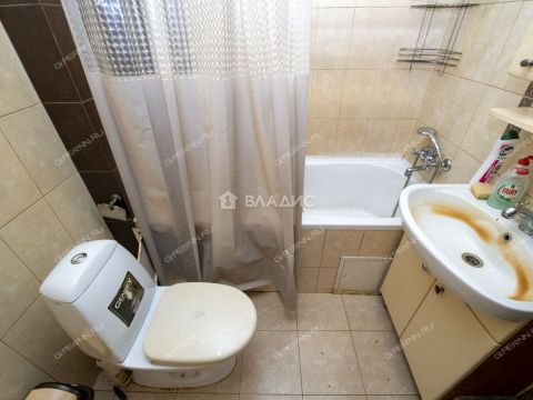1-komnatnaya-ul-zayceva-d-2 фото