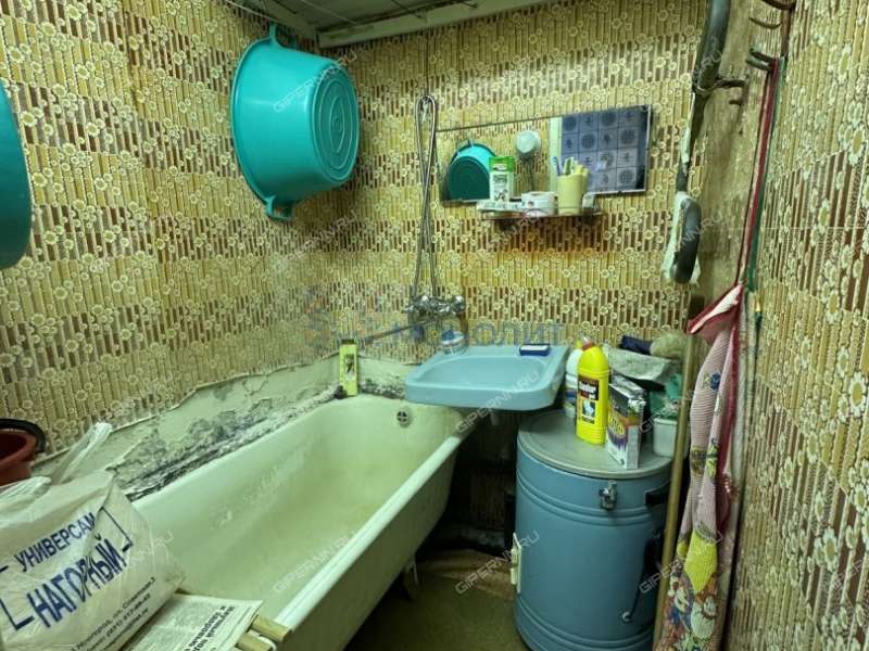 двухкомнатная квартира на улице Крупнова дом 31 село Шелокша