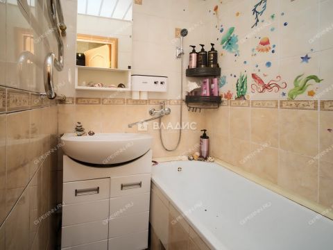 2-komnatnaya-ul-bubnova-d-8 фото