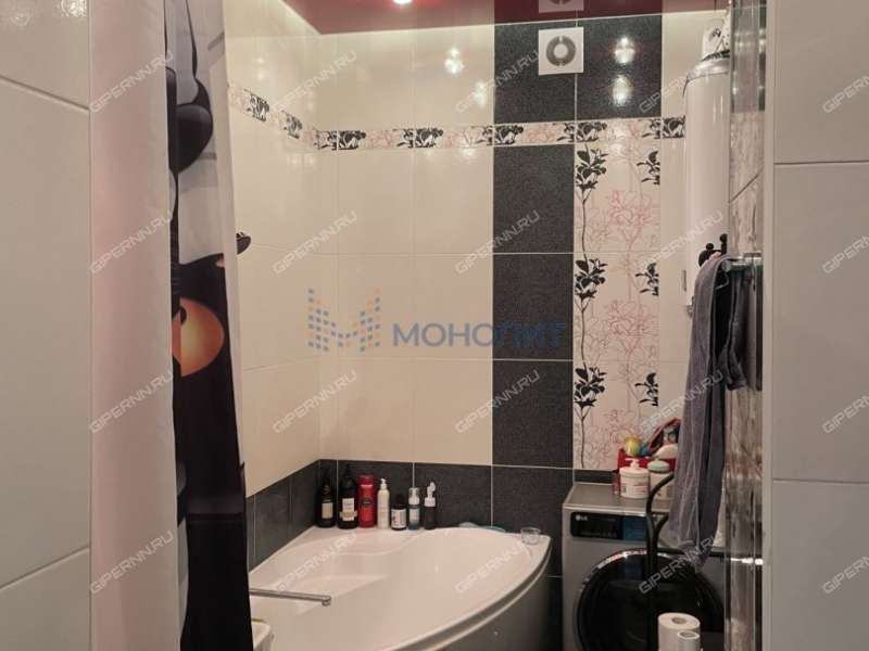 трёхкомнатная квартира на улице Коминтерна дом 139